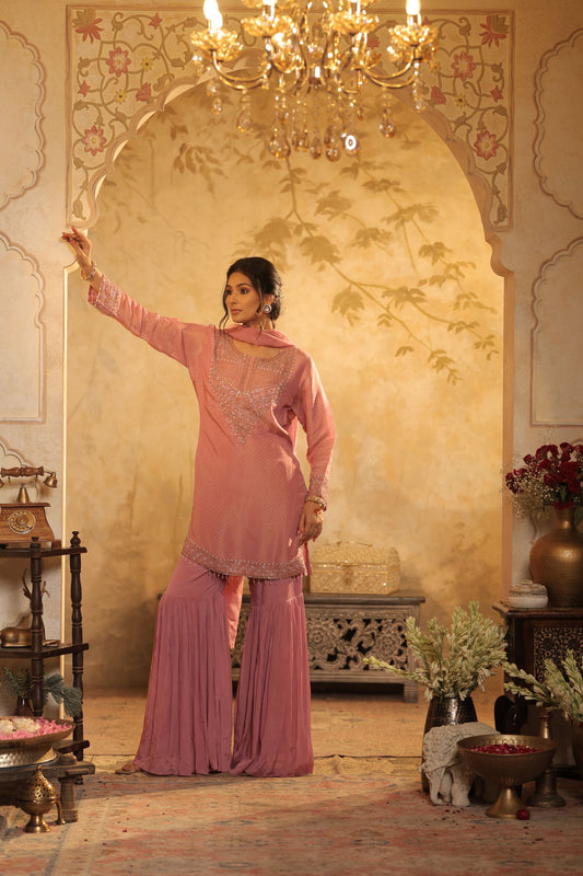 Mauve Thread And Zari Embroidered Kurti Set