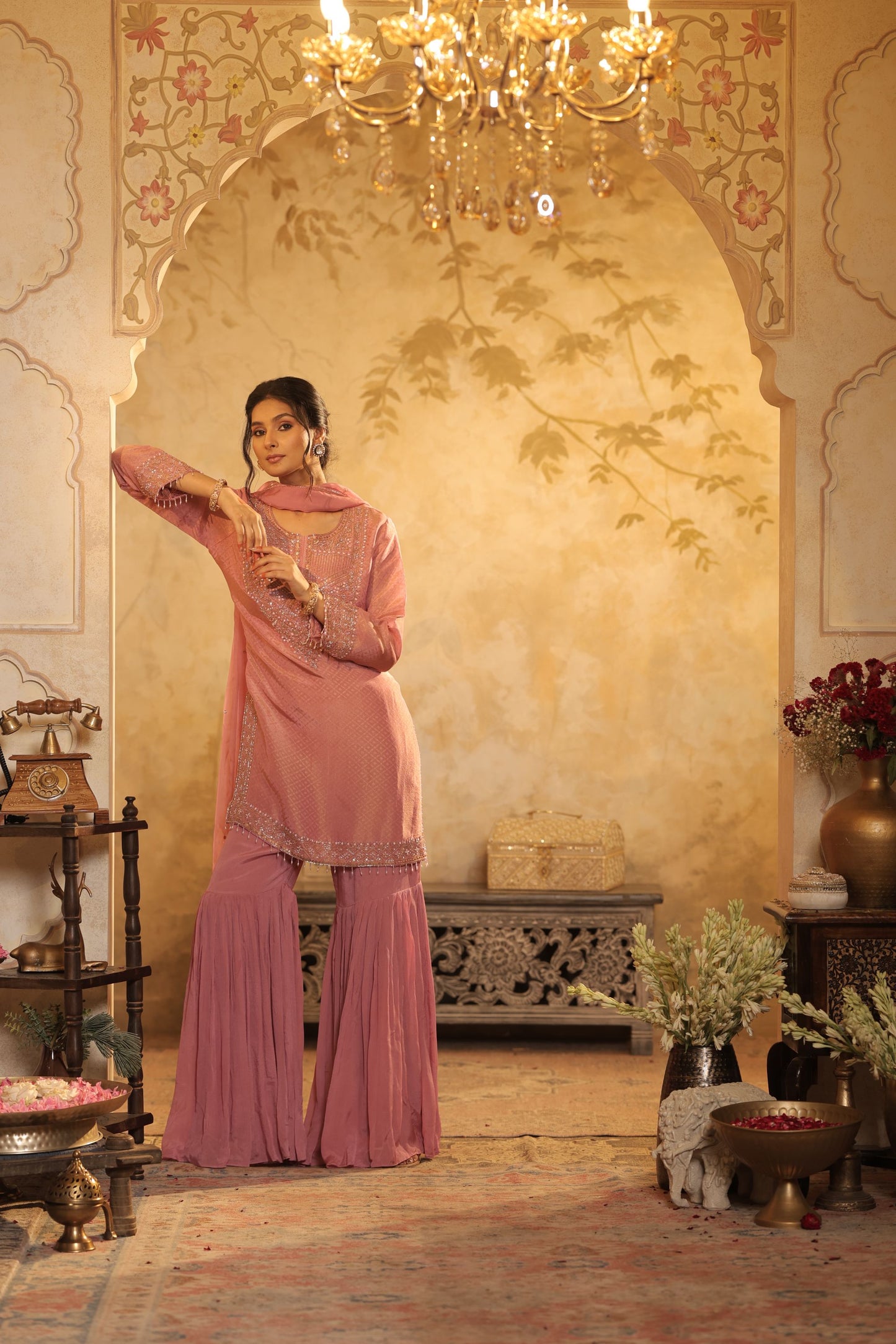 Mauve Thread And Zari Embroidered Kurti Set